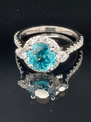 Brilliance-Ring-in-Zircon-and-diamonds