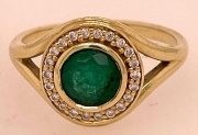 Ladies-Emerald-Ring
