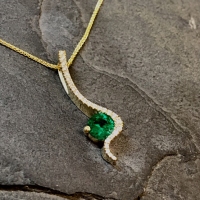 Emerald Squiggle pendant Emerald Squiggle pendant